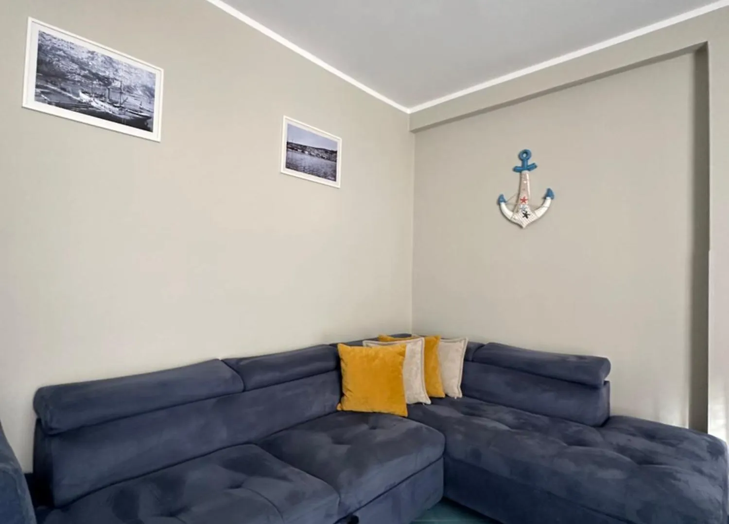 Eri Apartments 4 Shëngjin
